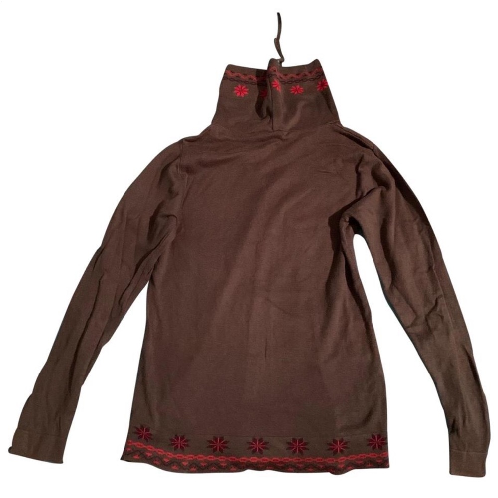 🎄N21 muscle fit S size pollover🎄